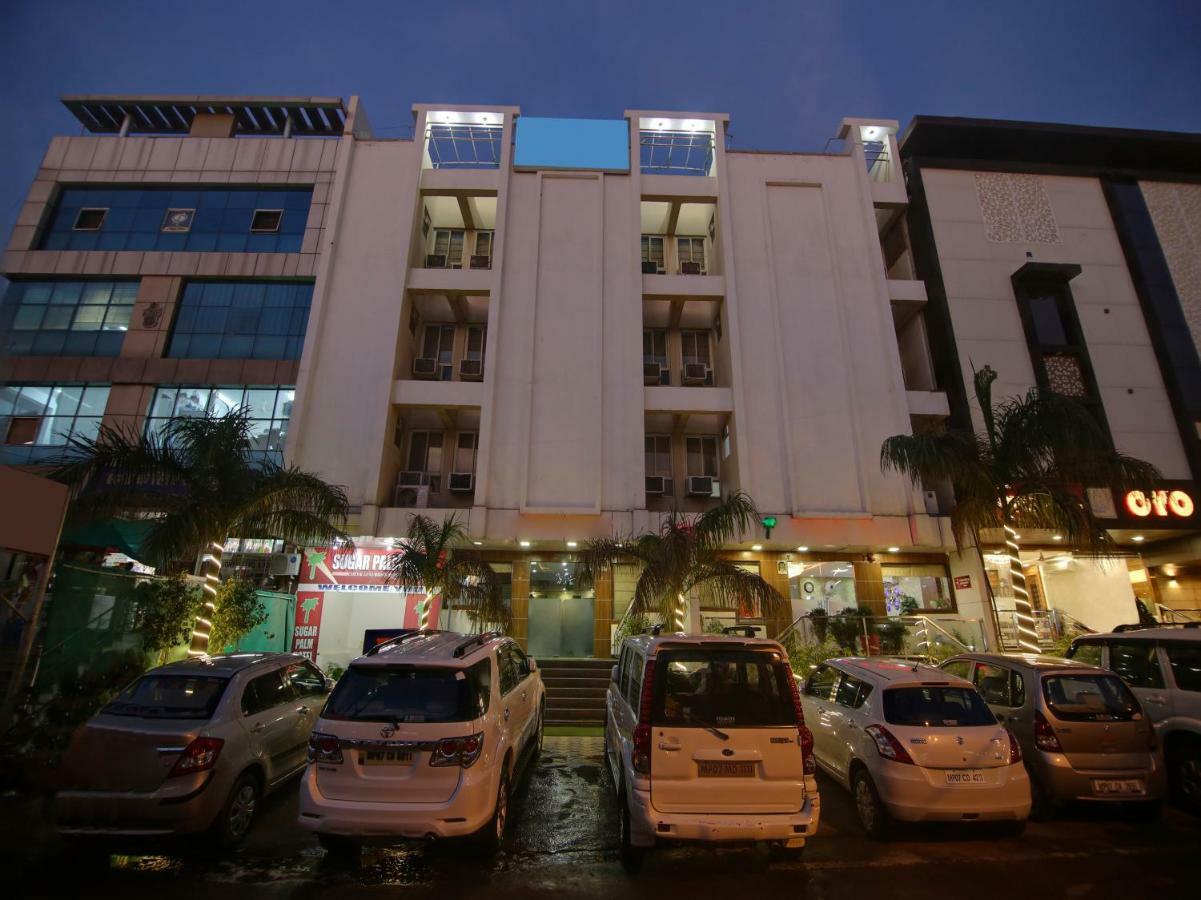 Capital O 32619 Hotel Sugar Palm Gwalior Extérieur photo